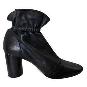 CROSSWALK Ruched Top Ankle Boots 37